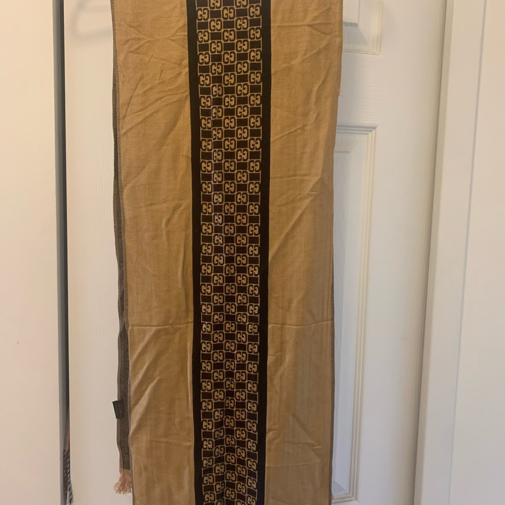 Gucci Beige and Brown Woven Pashmina Scarf